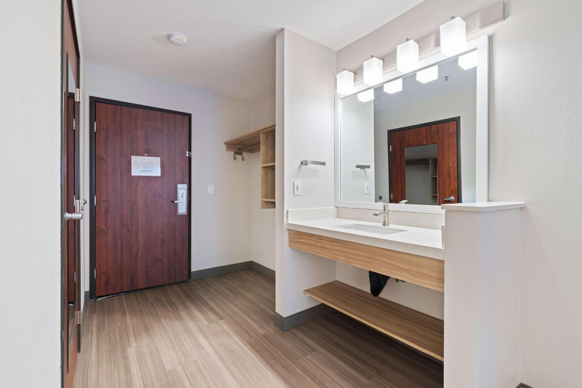 Best Western Lake Oswego Hotel & Suites ภายนอก รูปภาพ