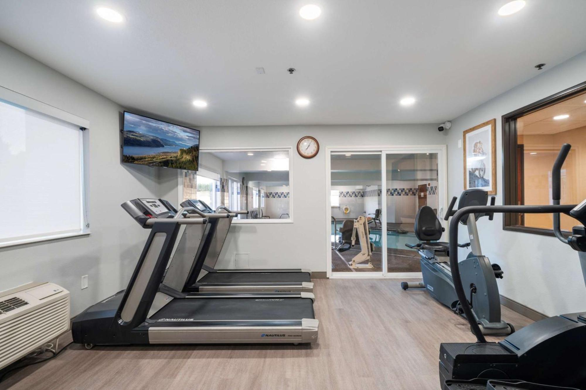 Best Western Lake Oswego Hotel & Suites ภายนอก รูปภาพ